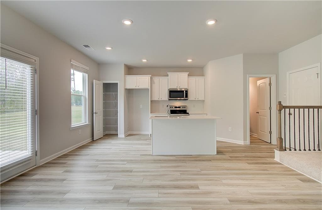 3 bedroom, 3 bathroom, 1,721 sq ft single family residence for sale at 68 Homesite Jericho Way, Newnan, GA 30263 — photo 5