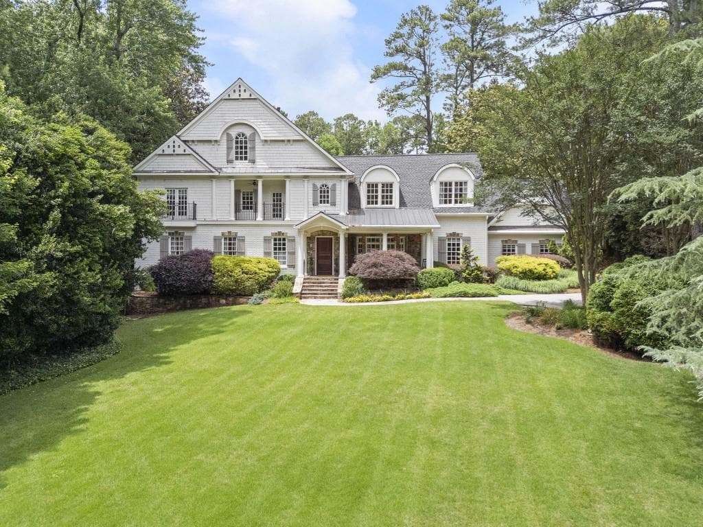 7 bedroom, 8 bathroom, 7,730 sq ft single family residence sold at 5290 London Drive, Atlanta, GA 30327