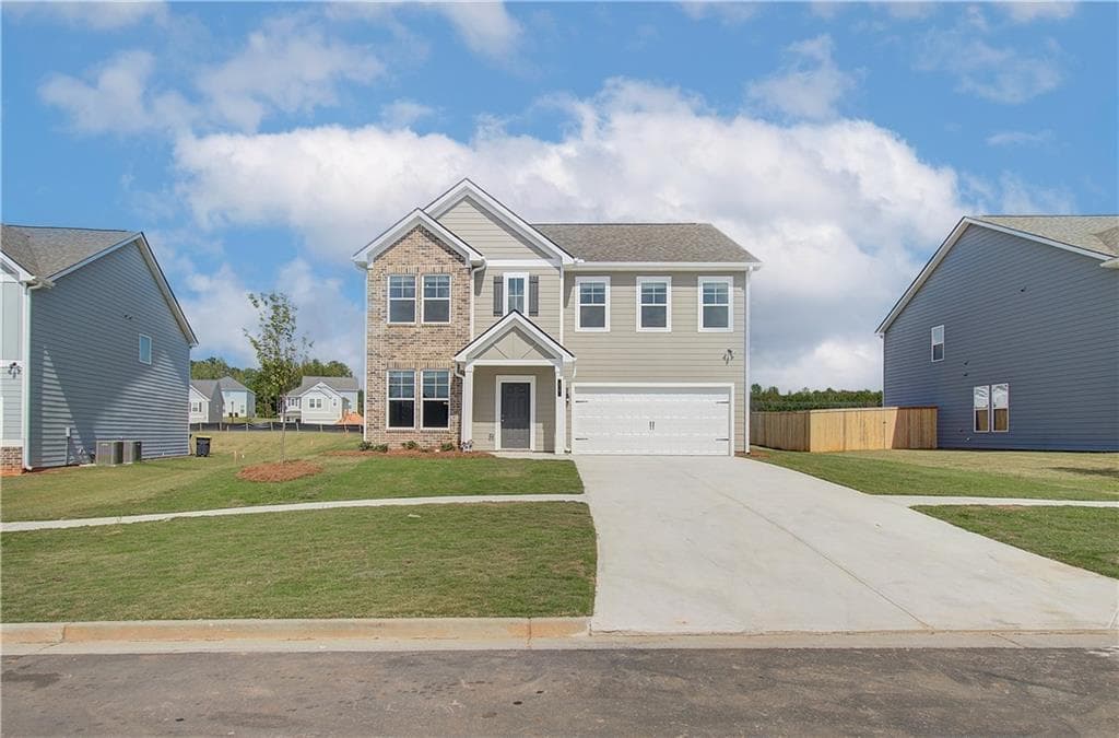4 bedroom, 3 bathroom, 2,662 sq ft single family residence for sale at 53 Jericho Way, Newnan, GA 30263 — photo 2