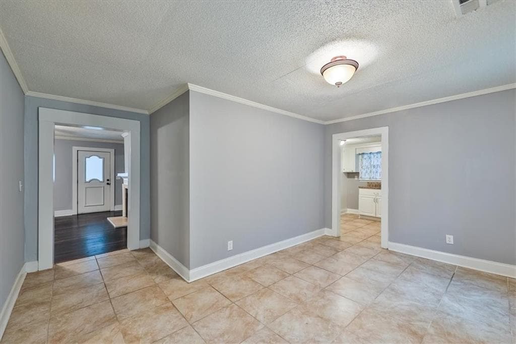 3 bedroom, 2 bathroom, 1,920 sq ft single family residence for sale at 6320 Temple Street, Lithia Springs, GA 30122 — photo 7