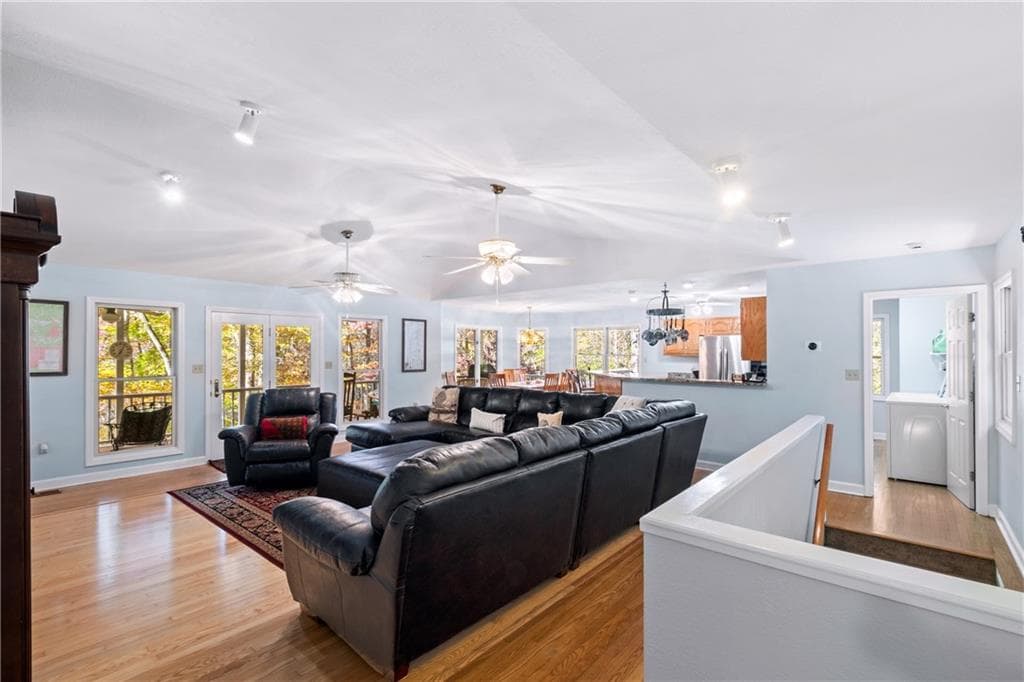 4 bedroom, 3 bathroom, 2,450 sq ft single family residence for sale at 339 Wehunt Road, Blue Ridge, GA 30513 — photo 4