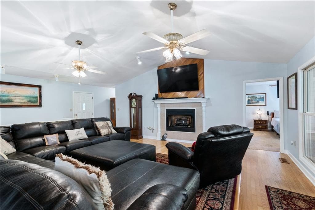 4 bedroom, 3 bathroom, 2,450 sq ft single family residence for sale at 339 Wehunt Road, Blue Ridge, GA 30513 — photo 5