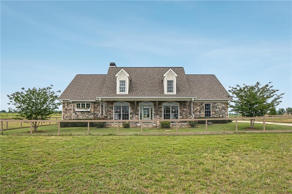 4 bedroom, 4 bathroom, 3,211 sq ft single family residence for sale at 180 Spears Lane, Mansfield, GA 30055 — photo 3