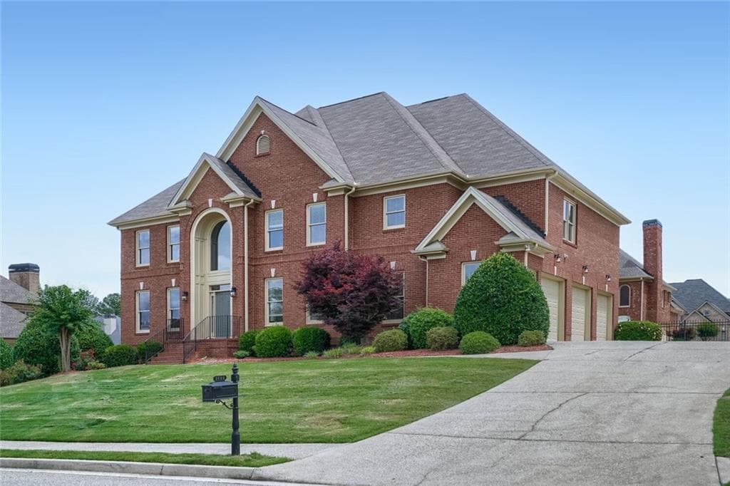 5 bedroom, 3 bathroom, 4,422 sq ft single family residence for sale at 2646 Hunters Place Landing, Grayson, GA 30017