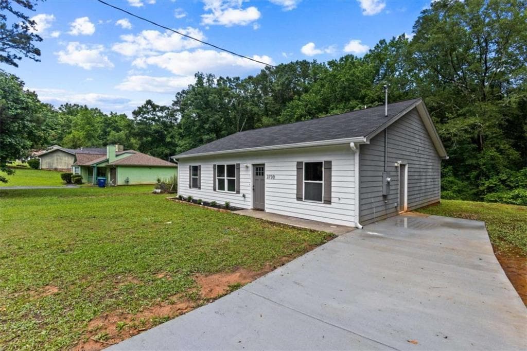 4 bedroom, 2 bathroom, 1,548 sq ft single family residence under contract at 3730 Clearwater Drive, Atlanta, GA 30349 — photo 3