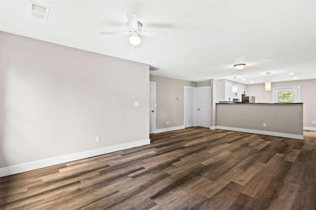 4 bedroom, 2 bathroom, 1,548 sq ft single family residence under contract at 3730 Clearwater Drive, Atlanta, GA 30349 — photo 7