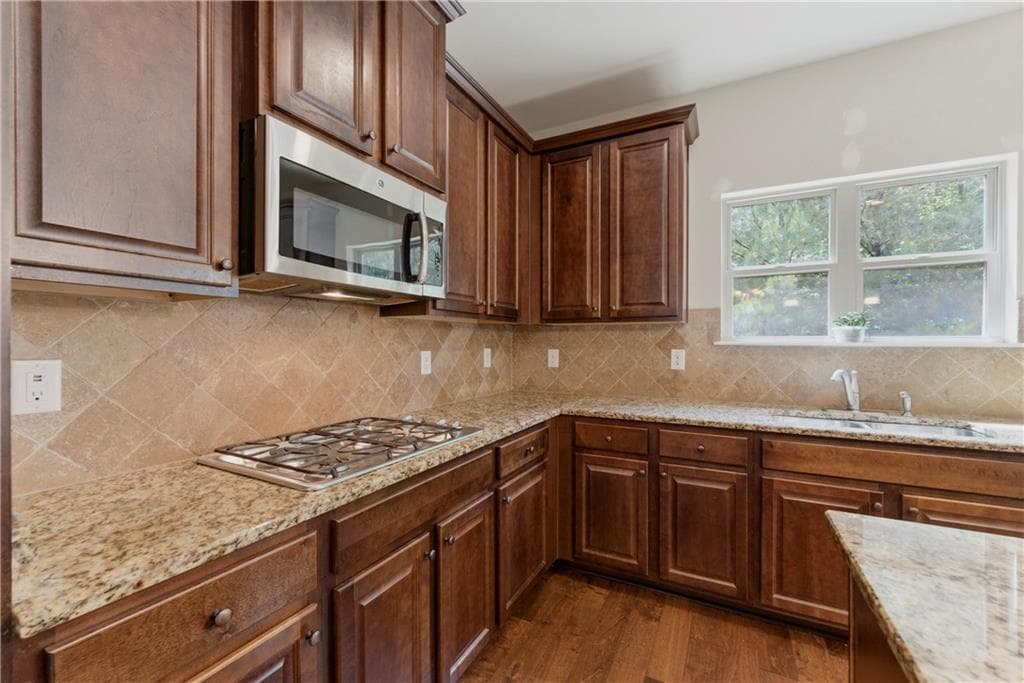 5 bedroom, 4 bathroom, 2,591 sq ft single family residence under contract at 437 Red Fox Drive, Dallas, GA 30157 — photo 9