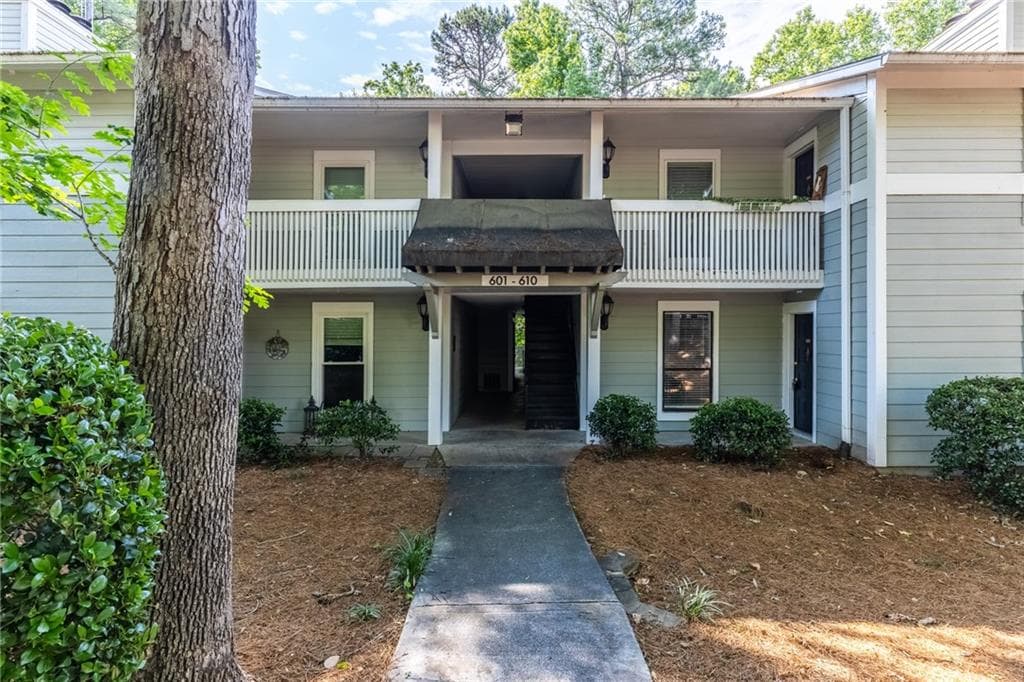 2 bedroom, 2 bathroom, 1,280 sq ft condominium for sale at 603 Summit North Drive, Atlanta, GA 30324