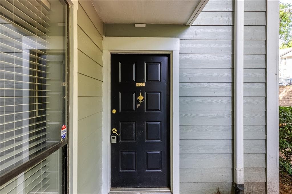 2 bedroom, 2 bathroom, 1,280 sq ft condominium for sale at 603 Summit North Drive, Atlanta, GA 30324 — photo 4