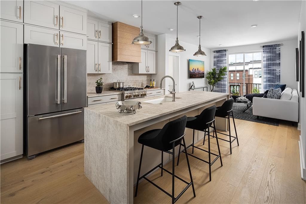 2 bedroom, 2 bathroom, 1,122 sq ft condominium under contract at 201 NEW Street 3102, Decatur, GA 30030 — photo 3