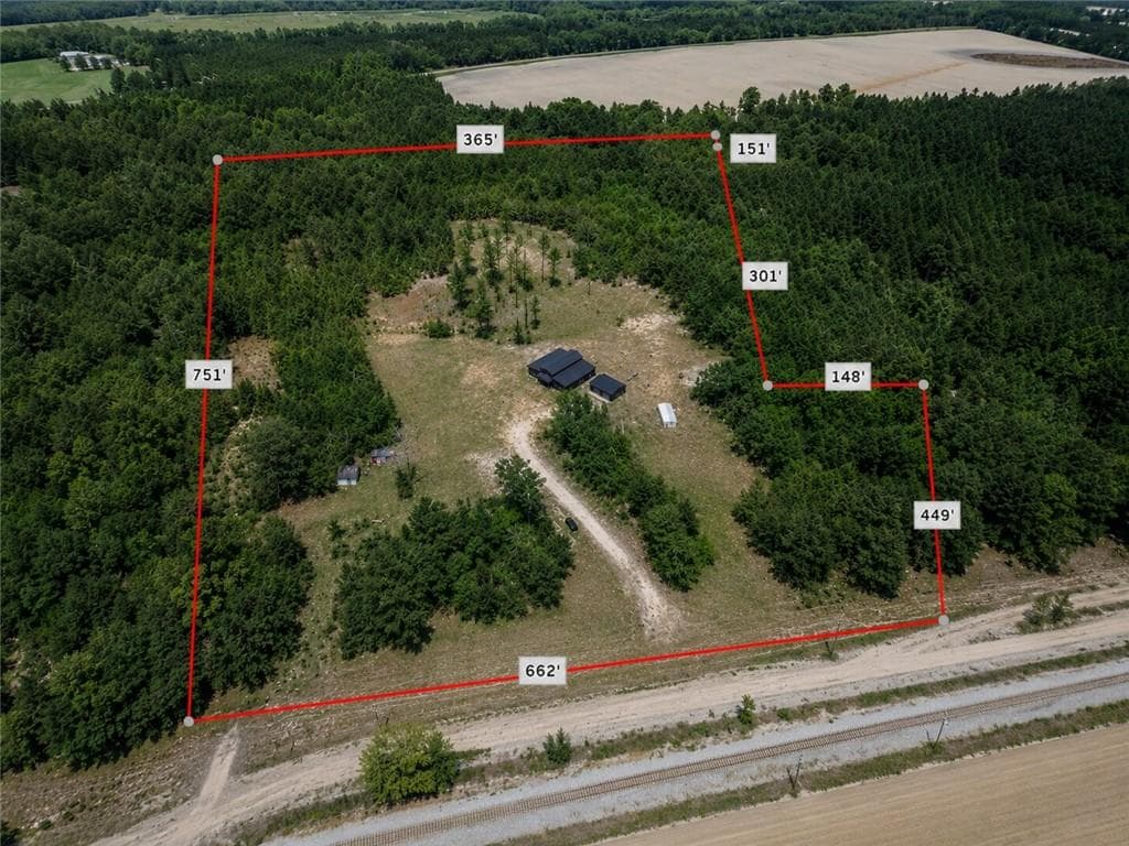 4 bedroom, 3 bathroom, 3,032 sq ft single family residence for sale at 8300 N Ga Highway 17, Newington, GA 30446 — photo 6