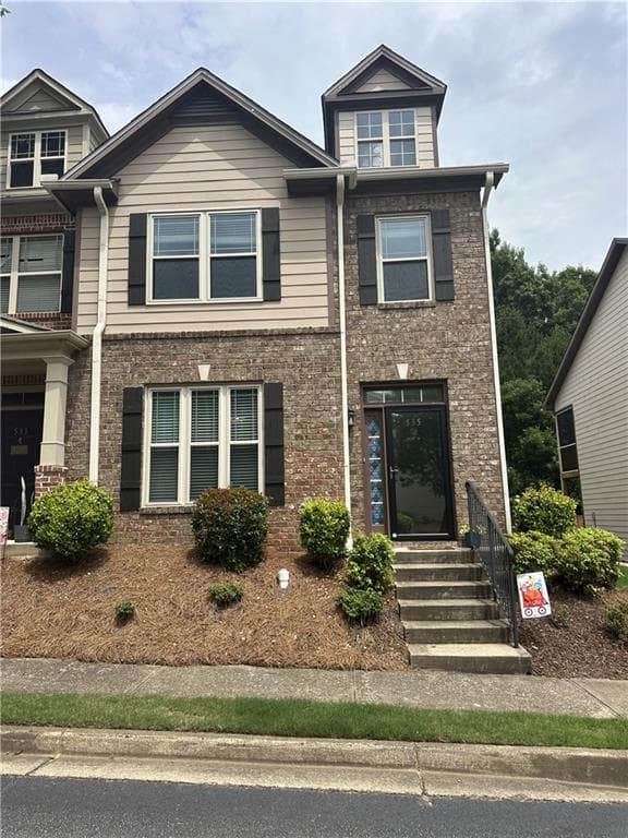 3 bedroom, 3 bathroom, 1,769 sq ft townhouse for rent at 535 Ridge View Crossing, Woodstock, GA 30188 for $2,195 a month — photo 4