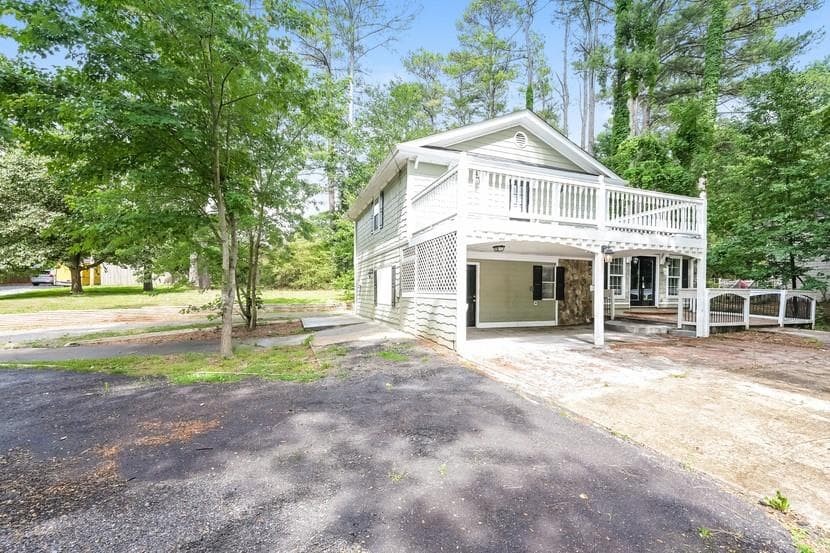 3 bedroom, 2 bathroom, 2,544 sq ft single family residence for sale at 1206 Haliburton Avenue, Lawrenceville, GA 30046 — photo 4