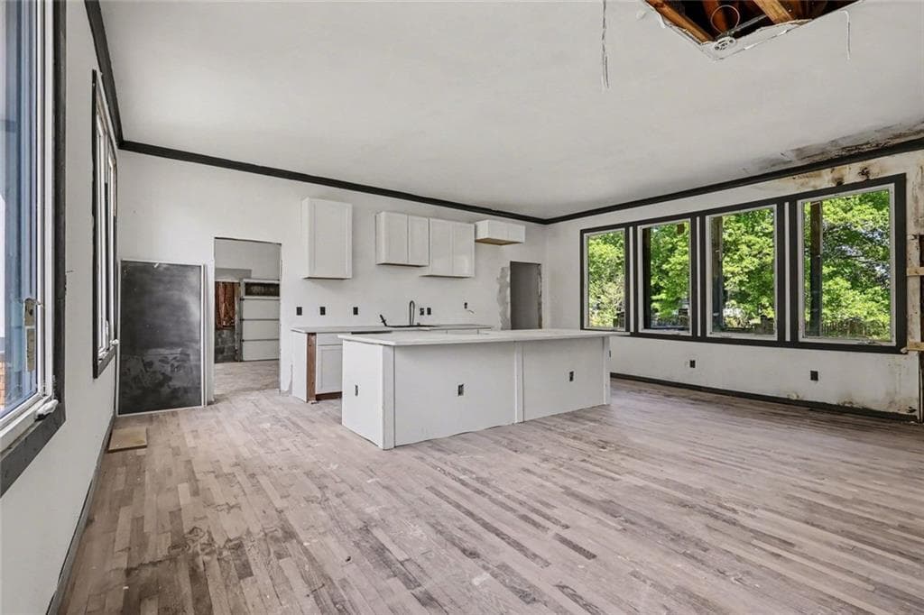 5 bedroom, 5 bathroom, 3,516 sq ft single family residence under contract at 2688 Columbia Drive, Decatur, GA 30034 — photo 7