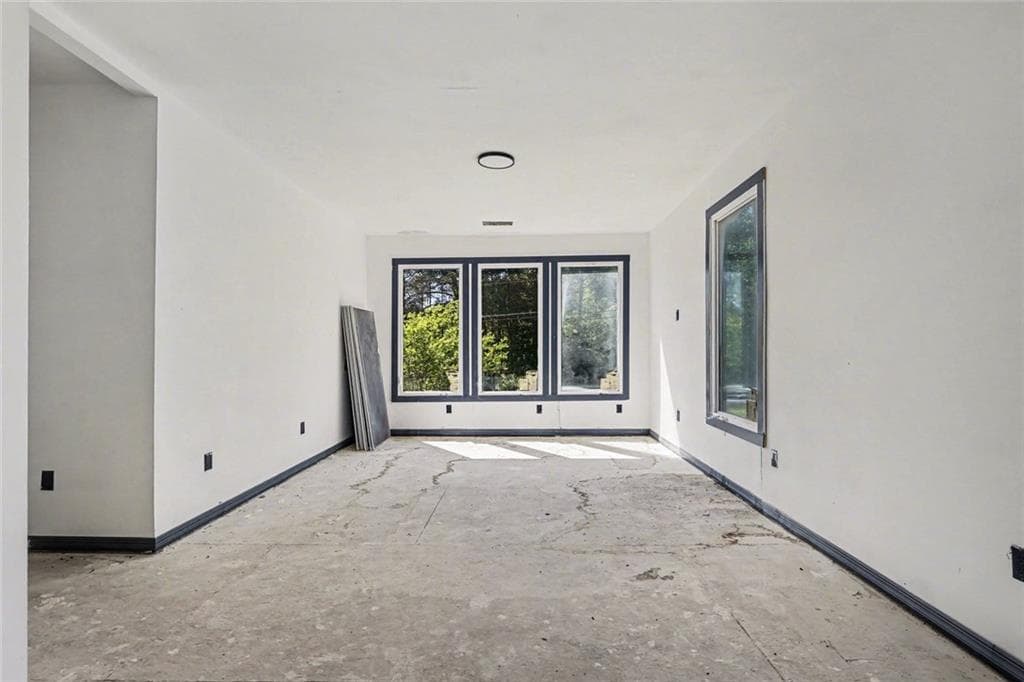 5 bedroom, 5 bathroom, 3,516 sq ft single family residence under contract at 2688 Columbia Drive, Decatur, GA 30034 — photo 10