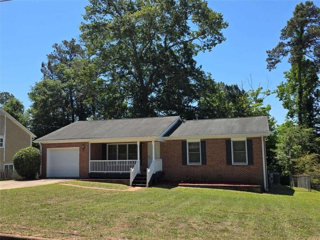 3 bedroom, 2 bathroom single family residence for rent at 1695 Underwood Drive, Conyers, GA 30013 for $1,850 a month — photo 2