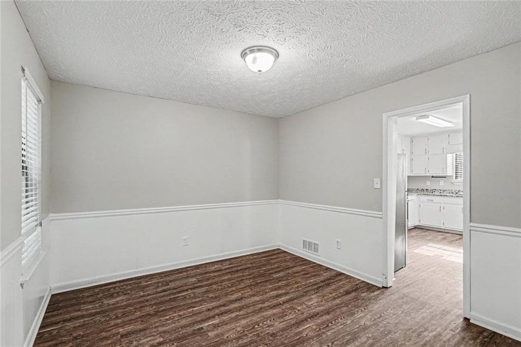 4 bedroom, 3 bathroom, 1,731 sq ft single family residence for sale at 1304 Oakwood Road, Jonesboro, GA 30236 — photo 7