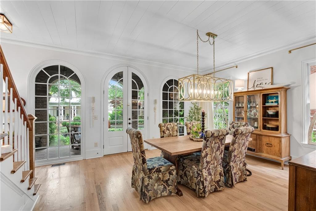 4 bedroom, 3 bathroom, 4,025 sq ft single family residence for sale at 6845 Center Grove Street, Cumming, GA 30040 — photo 9