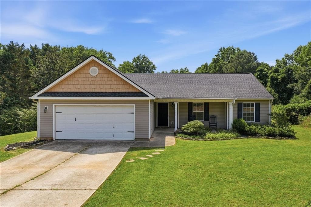 3 bedroom, 2 bathroom, 1,218 sq ft single family residence sold at 1212 Clearwater Drive, Winder, GA 30680