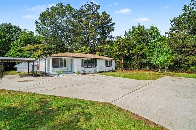3 bedroom, 2 bathroom, 1,178 sq ft single family residence under contract at 1971 Anderson Mill Road, Austell, GA 30106 — photo 4