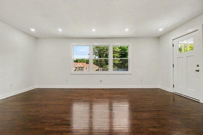 3 bedroom, 2 bathroom, 1,178 sq ft single family residence under contract at 1971 Anderson Mill Road, Austell, GA 30106 — photo 5