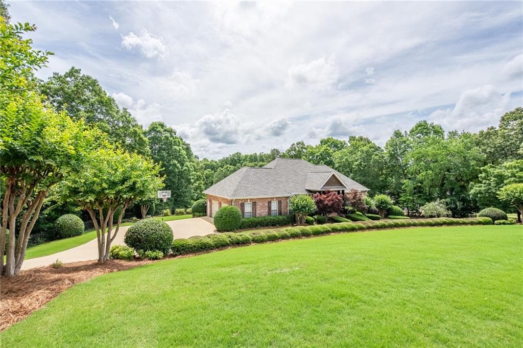 5 bedroom, 5 bathroom, 4,525 sq ft single family residence for sale at 130 Wildflower Road, Rome, GA 30161 — photo 2