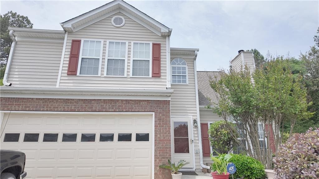 3 bedroom, 3 bathroom, 1,879 sq ft single family residence for sale at 6195 Glacier Run, Norcross, GA 30093