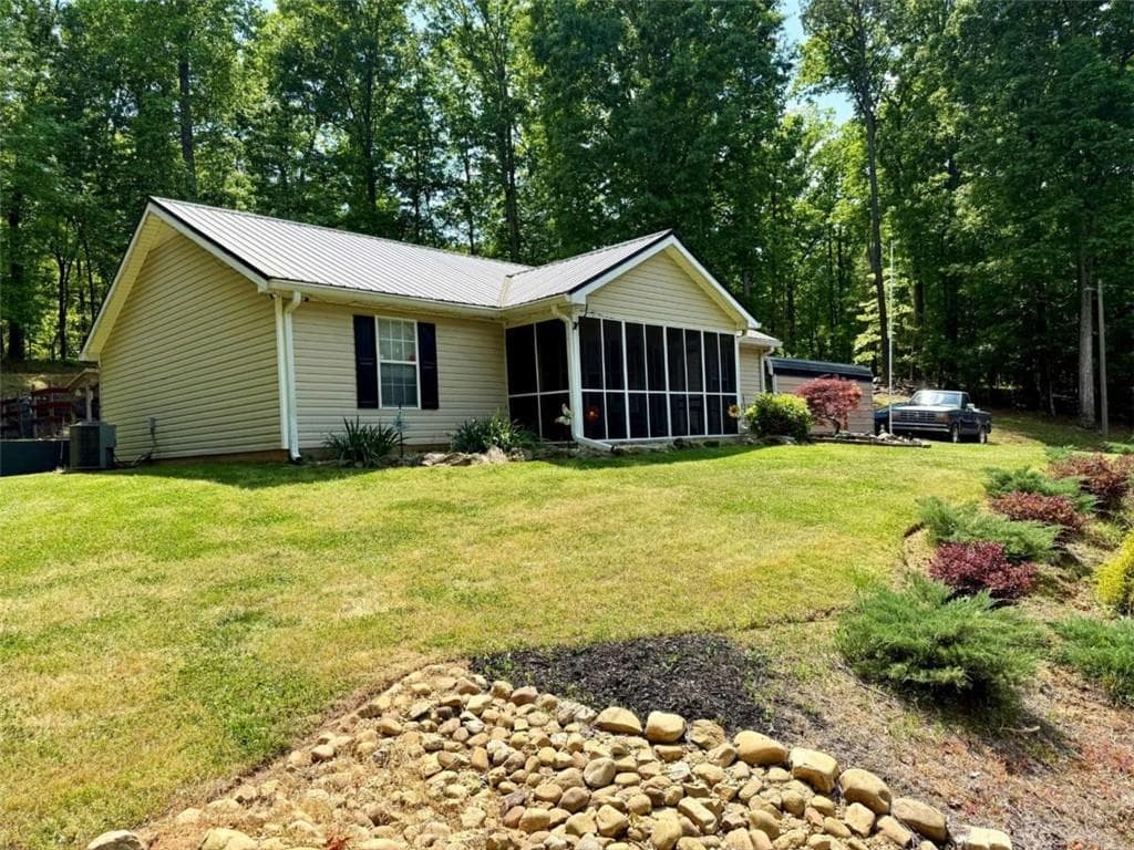 35 Edgewater Drive, Griffin, GA 30223 — most recent listing photo