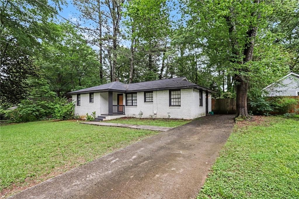 3 bedroom, 2 bathroom, 1,540 sq ft single family residence for rent at 3743 Poplar Drive, Clarkston, GA 30021 for $1,800 a month — photo 1 of 17