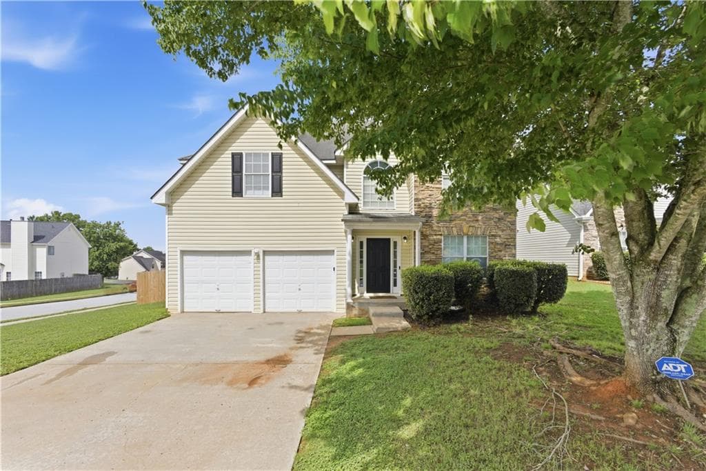 3 bedroom, 3 bathroom, 2,268 sq ft single family residence sold at 10 Adelaide Drive, Covington, GA 30016
