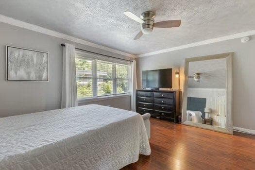 2 bedroom, 2 bathroom, 1,168 sq ft condominium for sale at 311 Lakemoore Drive, Atlanta, GA 30342 — photo 5