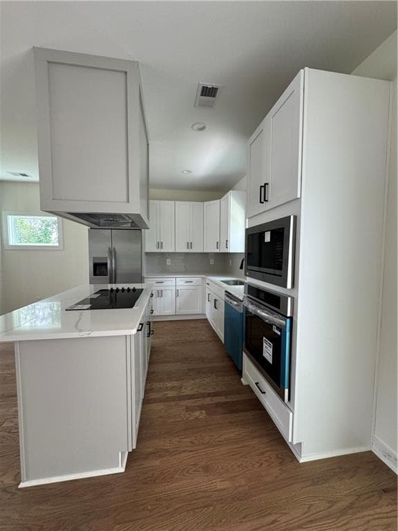 3 bedroom, 3 bathroom, 2,000 sq ft single family residence for sale at 580 Glendale Road, Scottdale, GA 30079 — photo 8