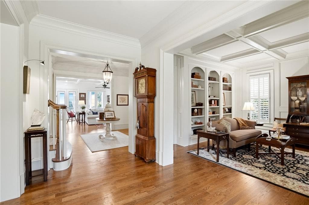 6 bedroom, 7 bathroom single family residence under contract at 1001 Carter Drive, Atlanta, GA 30319 — photo 3