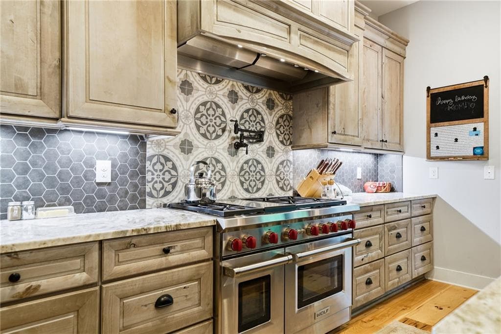 5 bedroom, 5 bathroom, 5,565 sq ft single family residence for sale at 170 Farm Gate Drive, Woodstock, GA 30188 — photo 10