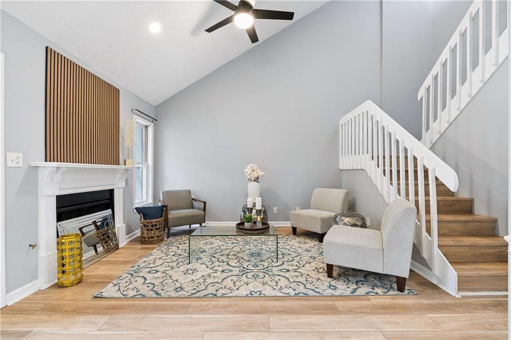 3 bedroom, 2 bathroom, 1,241 sq ft condominium for sale at 1728 Cotton Patch Lane, Alpharetta, GA 30004 — photo 3