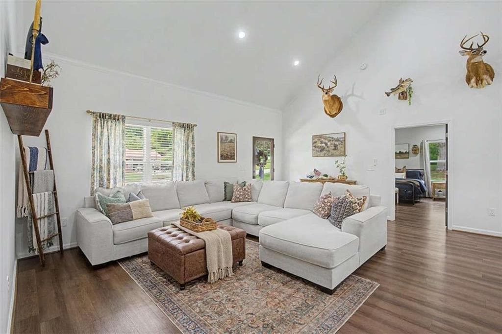 3 bedroom, 2 bathroom, 1,500 sq ft single family residence under contract at 91 Holly Road, Bowdon, GA 30108 — photo 3