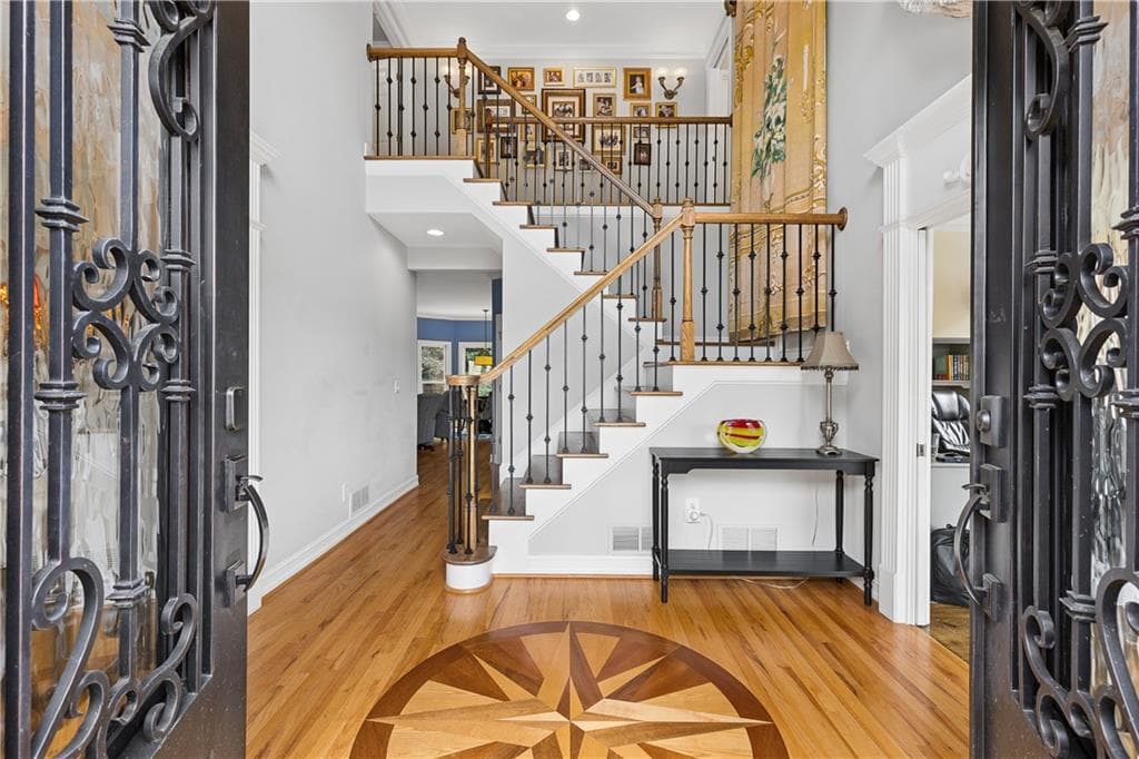 4 bedroom, 4 bathroom, 3,727 sq ft single family residence under contract at 3177 Kings Arms Court, Atlanta, GA 30345 — photo 4