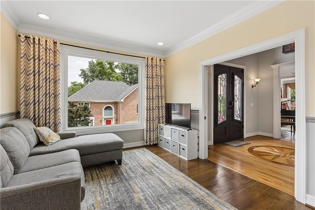 4 bedroom, 4 bathroom, 3,727 sq ft single family residence under contract at 3177 Kings Arms Court, Atlanta, GA 30345 — photo 7