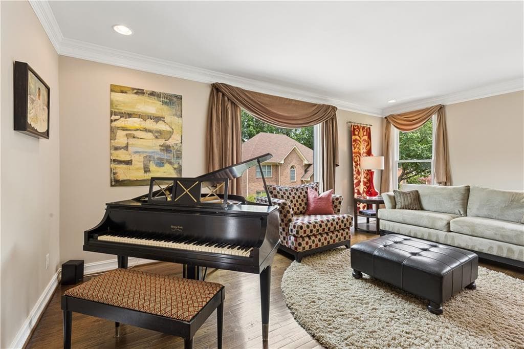 4 bedroom, 4 bathroom, 3,727 sq ft single family residence under contract at 3177 Kings Arms Court, Atlanta, GA 30345 — photo 8