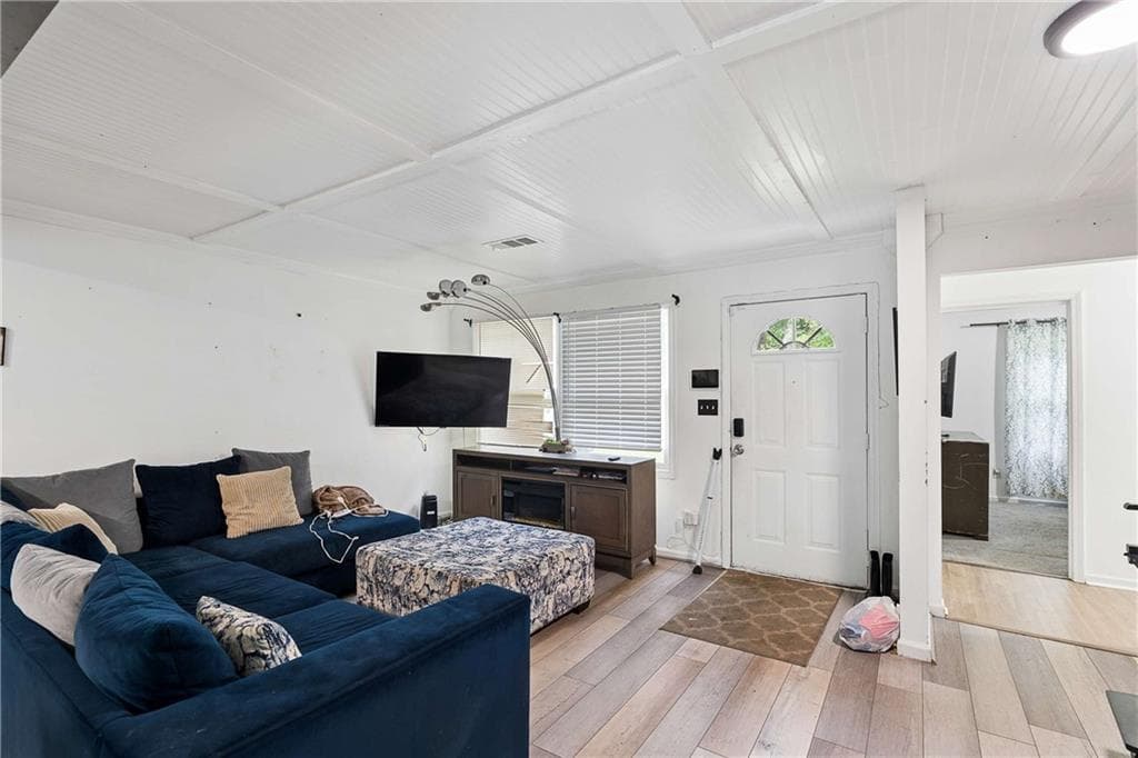 4 bedroom, 3 bathroom, 1,430 sq ft single family residence for sale at 1822 Slate Road, Ellenwood, GA 30294 — photo 3