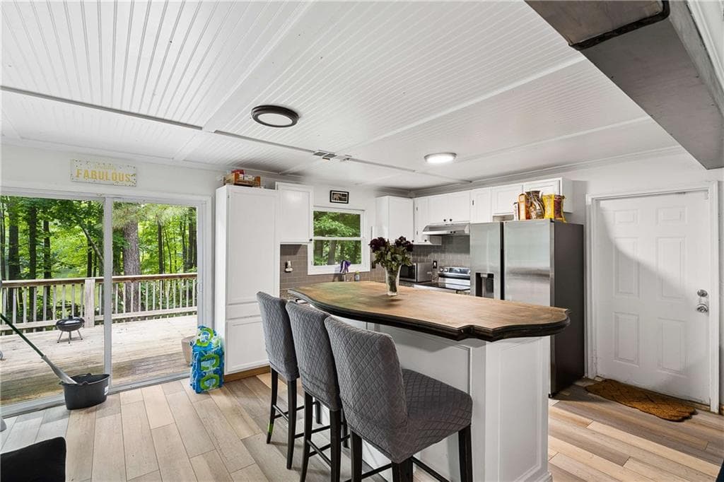 4 bedroom, 3 bathroom, 1,430 sq ft single family residence for sale at 1822 Slate Road, Ellenwood, GA 30294 — photo 4