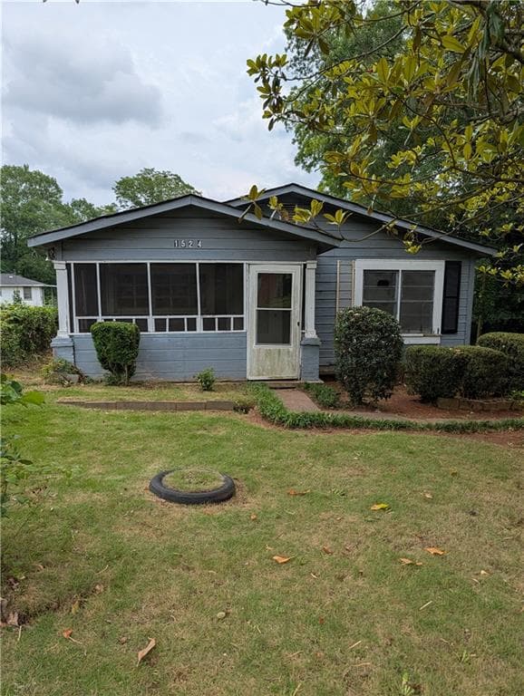 3 bedroom, 1 bathroom, 1,026 sq ft single family residence sold at 1524 N Hill Street, Griffin, GA 30223