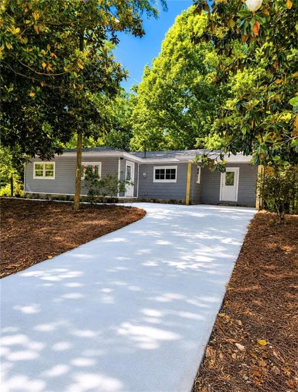 3 bedroom, 2 bathroom, 962 sq ft single family residence for sale at 45 New Bridge Road, Cleveland, GA 30528