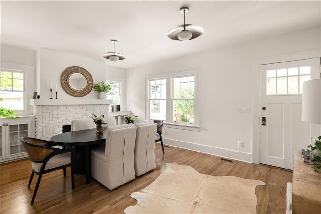 5 bedroom, 3 bathroom, 2,500 sq ft single family residence under contract at 1583 Mclendon Avenue, Atlanta, GA 30307 — photo 6