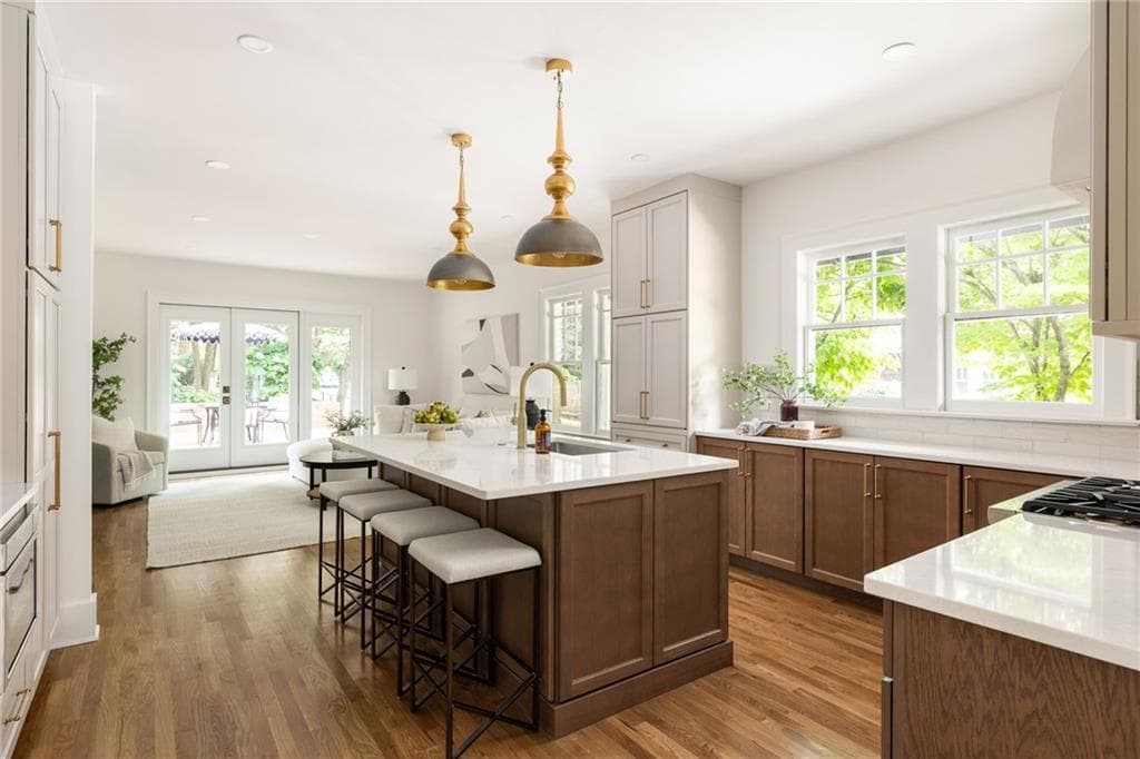 5 bedroom, 3 bathroom, 2,500 sq ft single family residence under contract at 1583 Mclendon Avenue, Atlanta, GA 30307 — photo 9