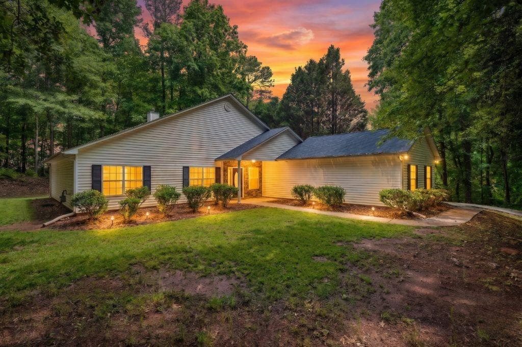 3 bedroom, 2 bathroom, 2,256 sq ft single family residence for sale at 359 Cannongate Road, Sharpsburg, GA 30277