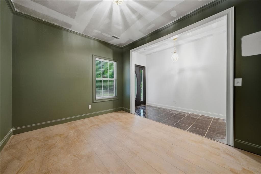 3 bedroom, 2 bathroom, 2,256 sq ft single family residence for sale at 359 Cannongate Road, Sharpsburg, GA 30277 — photo 7