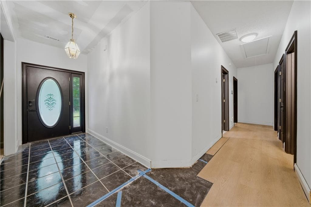 3 bedroom, 2 bathroom, 2,256 sq ft single family residence for sale at 359 Cannongate Road, Sharpsburg, GA 30277 — photo 8