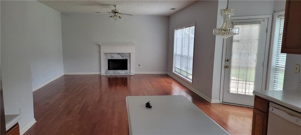 4 bedroom, 3 bathroom, 1,987 sq ft single family residence for rent at 3748 Jackson Bluff Drive, Lawrenceville, GA 30044 for $2,600 a month — photo 3