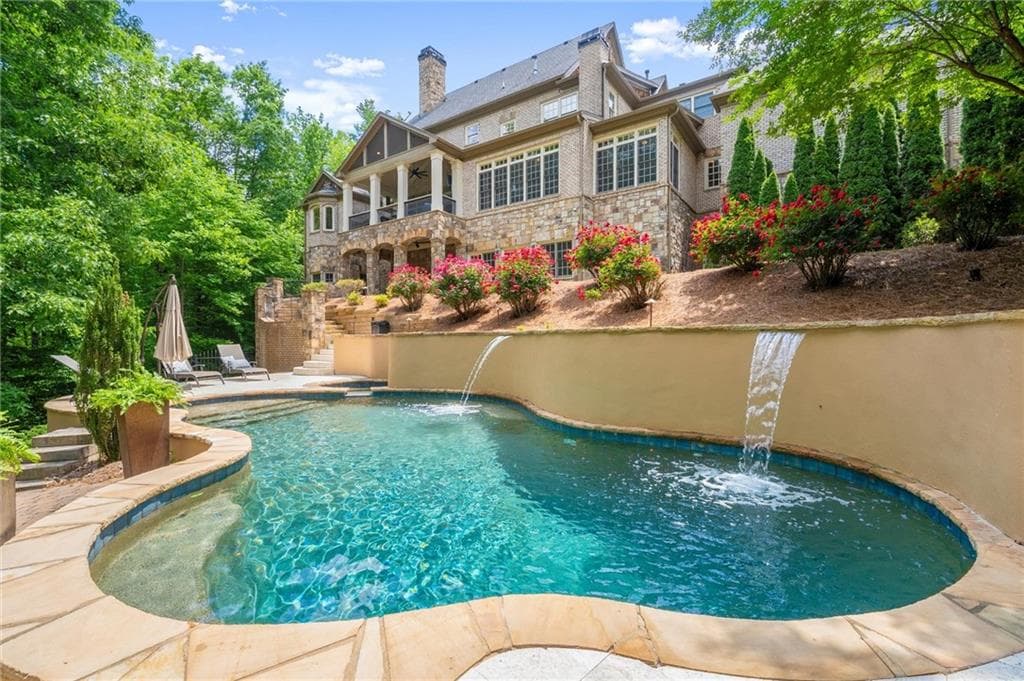 7 bedroom, 9 bathroom, 11,145 sq ft single family residence for sale at 117 Liberty Grove Pass, Alpharetta, GA 30004 — photo 2